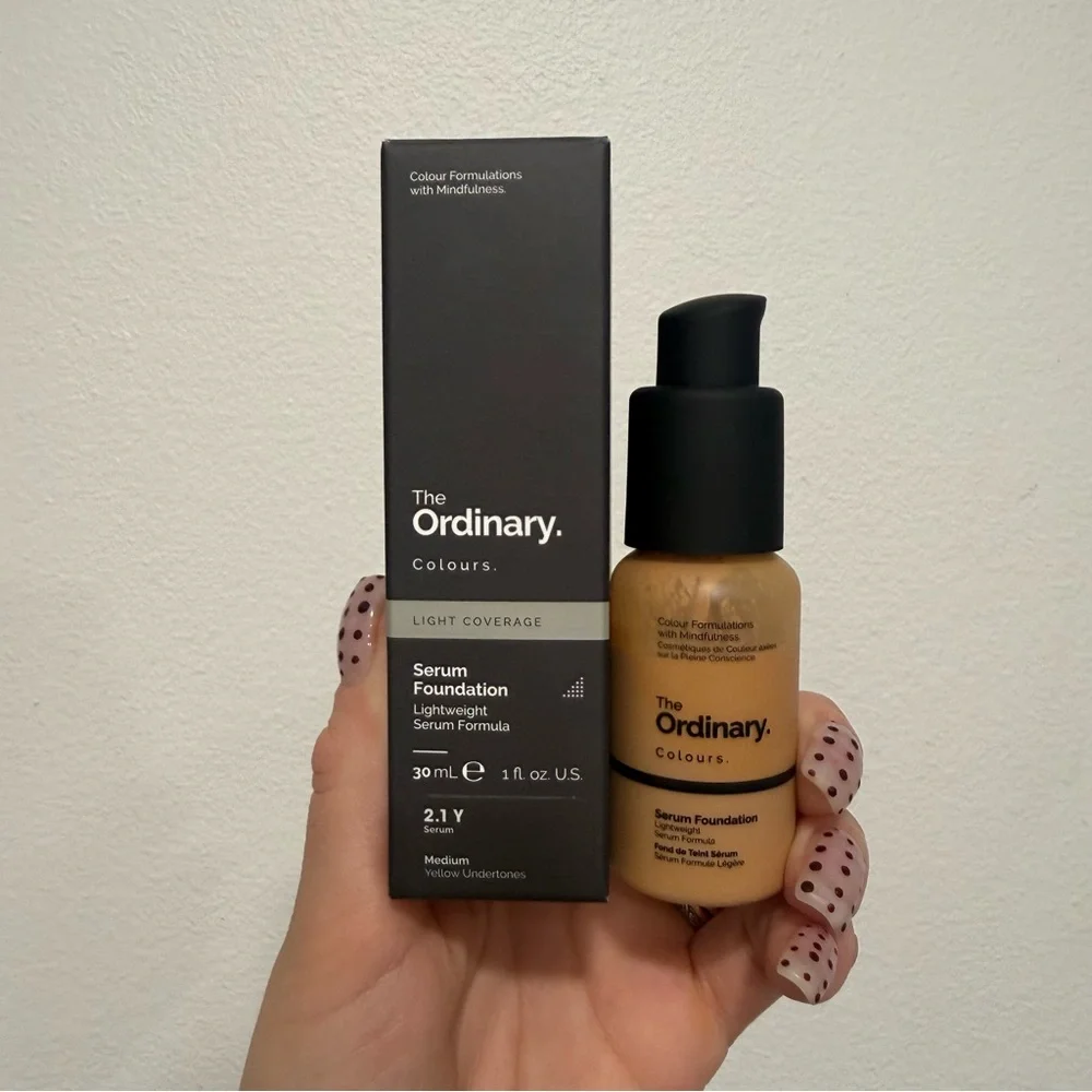 The Ordinary Colours Light Coverage Serum Foundation in 2.1 Y Medium 1 Fl Oz